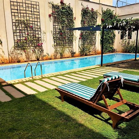 Doubletree By Hilton Nairobi Hotel Exterior photo