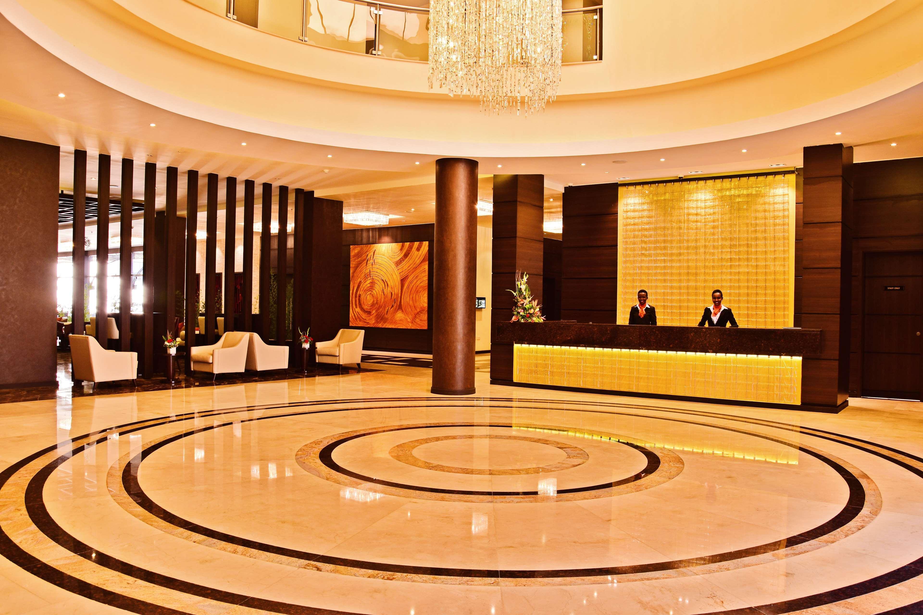 Doubletree By Hilton Nairobi Hotel Exterior photo