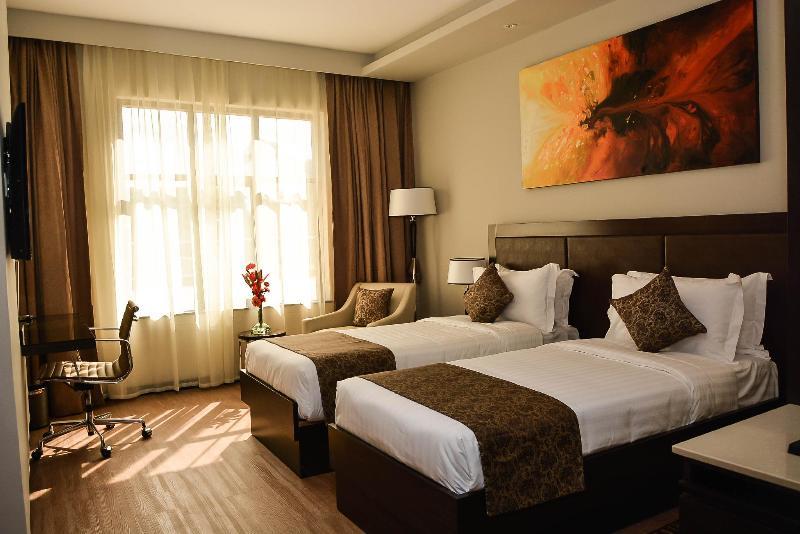 Doubletree By Hilton Nairobi Hotel Exterior photo